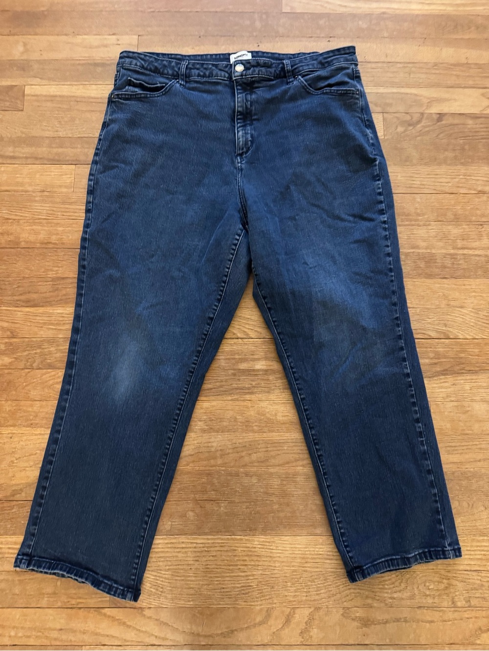 Sonoma Goods For Life Women’s High Rise Curvy Straight Jeans - Size 18W
 b8